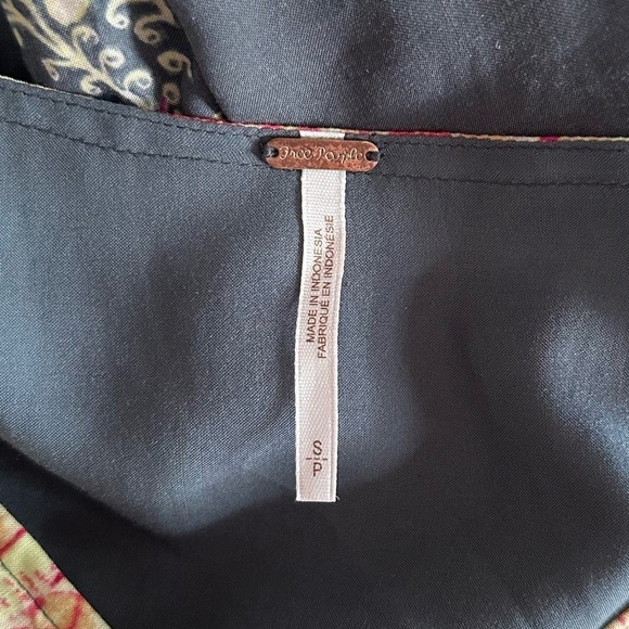 Free People Sunset Dreams Boho Printed Bell Sleeve Oversized Flowy Tunic Top S - Picture 10 of 12